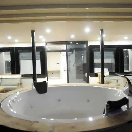 Szálloda Limitless Yacht