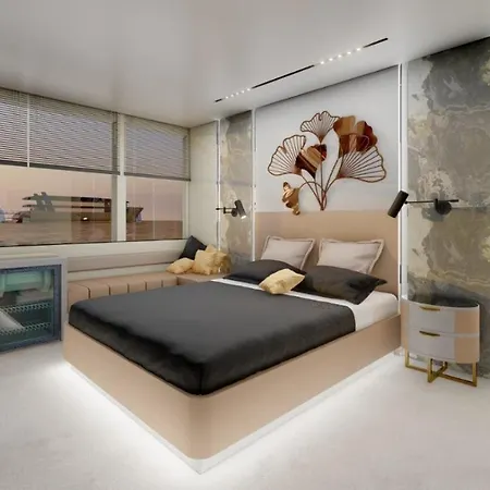 Limitless Yacht Hotel Antalya